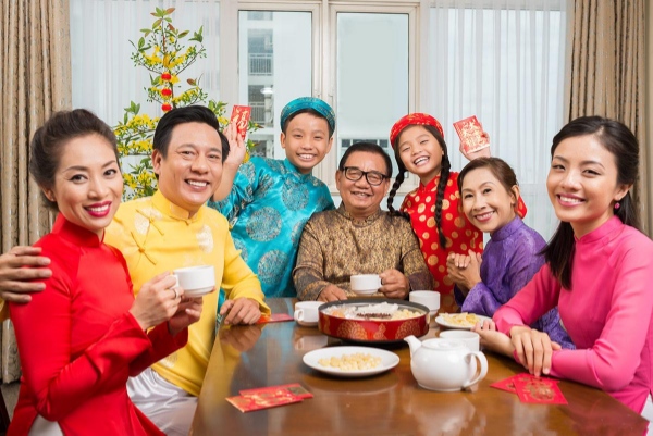 Mứt gừng mang &yacute; nghĩa hạnh ph&uacute;c, đầm ấm