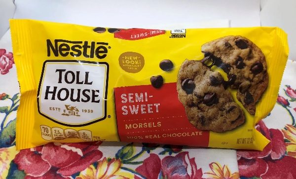 Những chiếc b&aacute;nh quy Toll House Crunch Cookies đầu ti&ecirc;n được ra đời v&agrave;o năm 1937