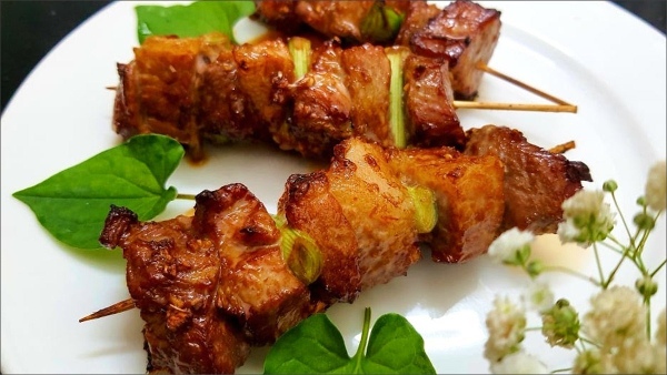 C&aacute;ch nướng thịt bằng l&ograve; nướng kh&aacute; đơn giản, nhanh ch&oacute;ng m&agrave; lại rất thơm ngon