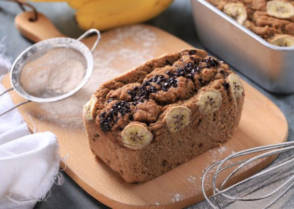 B&aacute;nh m&igrave; nguy&ecirc;n c&aacute;m chuối đường n&acirc;u