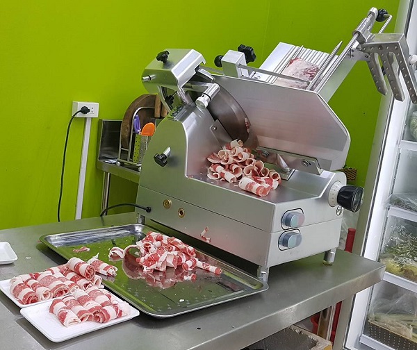 M&aacute;y th&aacute;i thịt c&ocirc;ng nghiệp sử dụng ưa chuộng hiện nay