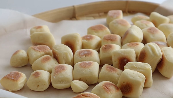 L&agrave;m b&aacute;nh m&igrave; mini kh&ocirc;ng cần l&ograve; nướng