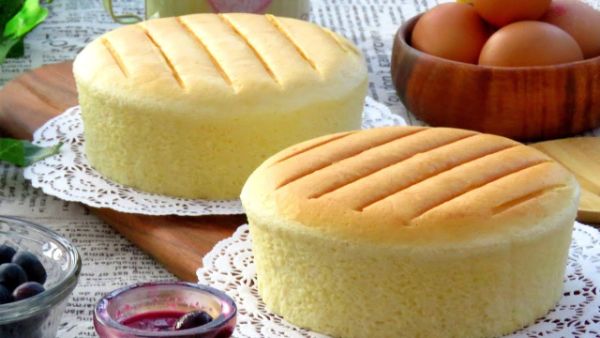 C&aacute;c loại bột m&igrave; l&agrave;m b&aacute;nh b&ocirc;ng lan